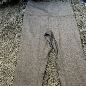 COPY - lululemon cropped grey leggings